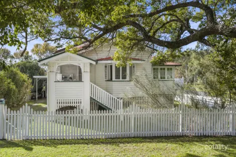 2 Drayton St, Allora, QLD 4362