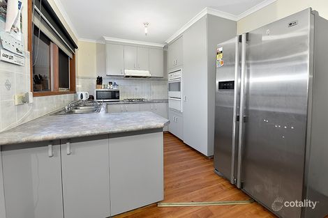 Property photo of 12 Manchester Drive Sydenham VIC 3037