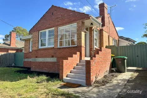 8 Moore Cres, Reservoir, VIC 3073