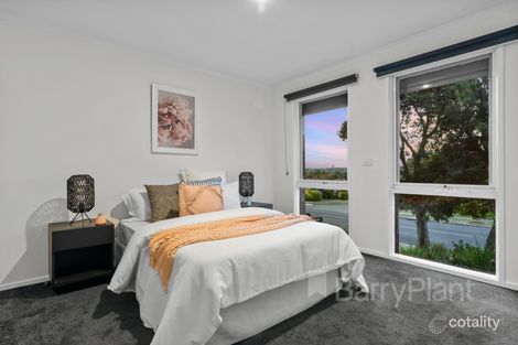 Property photo of 94 Milpera Crescent Wantirna VIC 3152