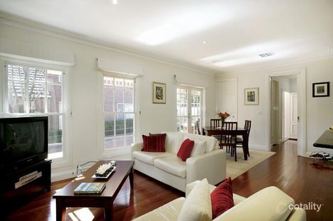 Property photo of 8/107 Wattle Valley Road Camberwell VIC 3124