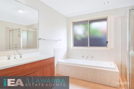 Property photo of 10 Thursday Avenue Shell Cove NSW 2529