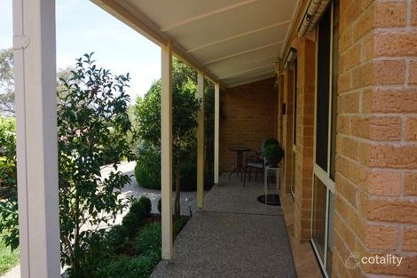 Property photo of 4 Alder Close Jerrabomberra NSW 2619
