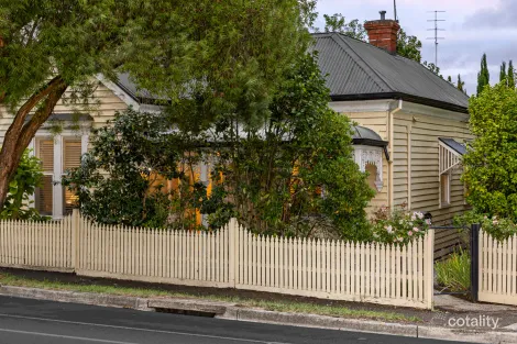 302 Barkly St, Golden Point, VIC 3350