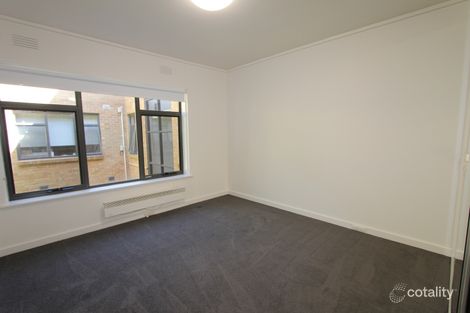 Property photo of 10/29 Spenser Street St Kilda VIC 3182