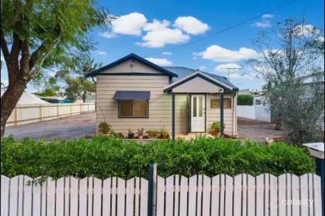 27 Rosenberg Cres, Kalgoorlie, WA 6430
