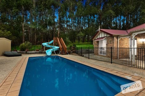 20 Sanctuary Cl, Loch, VIC 3945