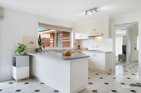 Property photo of 7 Royal Road Croydon South VIC 3136