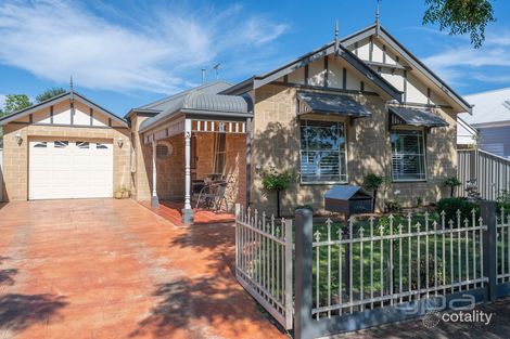 Property photo of 3 Betchworth Close Caroline Springs VIC 3023