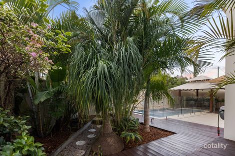 Property photo of 1/55-57 Cronin Avenue Main Beach QLD 4217