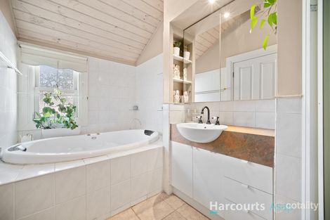 Property photo of 96 Warrigal Road Oakleigh VIC 3166