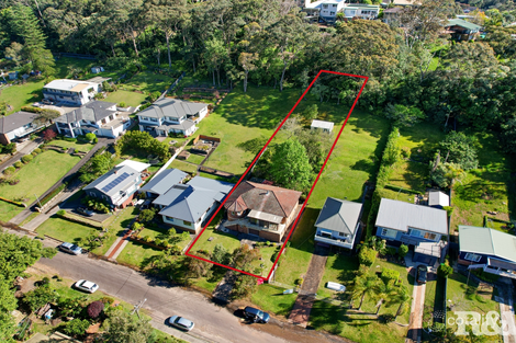 Property photo of 11 Scott Street Point Clare NSW 2250