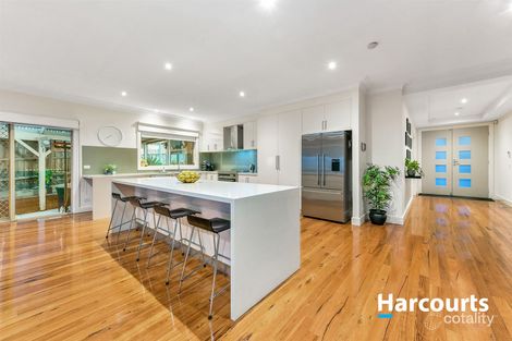 Property photo of 1 Cambridge Drive Berwick VIC 3806