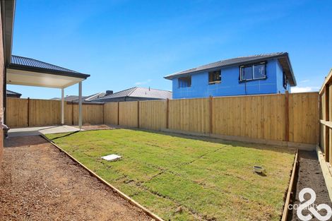 Property photo of 15 Myee Loop Wollert VIC 3750