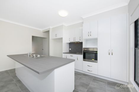 Property photo of 14 Crake Circuit Oonoonba QLD 4811