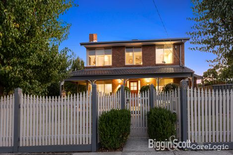 Property photo of 2 Coachmans Court Vermont South VIC 3133