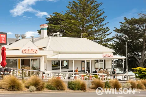 Property photo of 16 Boonderabbi Way Cowes VIC 3922