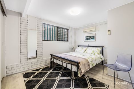 Property photo of 64 Goonawarra Drive Mooloolaba QLD 4557