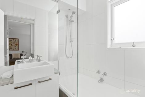 Property photo of 47/51-59 Roslyn Gardens Elizabeth Bay NSW 2011