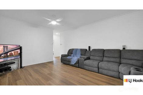 Property photo of 10 Cowper Close North Tamworth NSW 2340