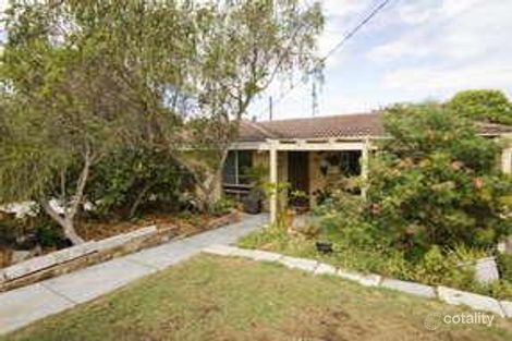 Property photo of 23 Brecknock Way Girrawheen WA 6064