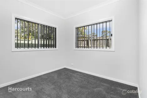 Property photo of 21 Simpson Parade Albion Park NSW 2527