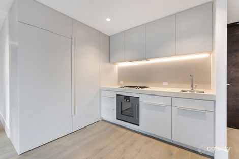 810/243 Toorak Rd, South Yarra, VIC 3141