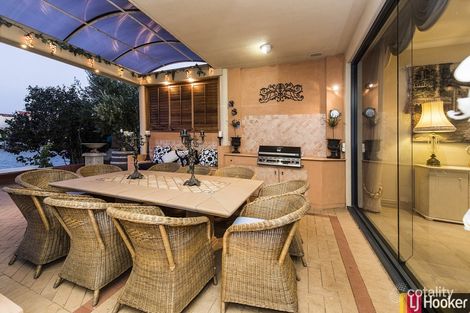 Property photo of 8 Rialto Place Halls Head WA 6210