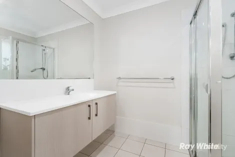 Property photo of 9 Pimlico Crescent Colebee NSW 2761