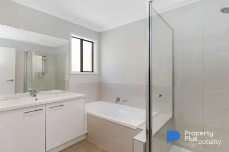 Property photo of 29 Elvey Drive Kangaroo Flat VIC 3555