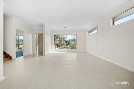 Property photo of 13 Kinlock Street Macleod VIC 3085