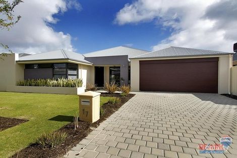 17 Eastman Turn, Tapping, WA 6065