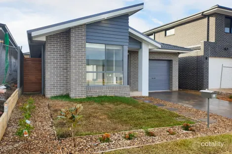 42 Fleece Loop, Oran Park, NSW 2570