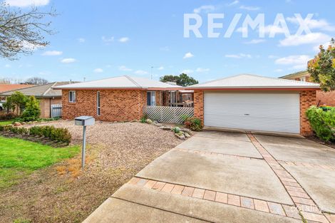 Property photo of 17 Brooklyn Drive Bourkelands NSW 2650