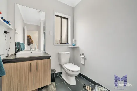 Property photo of 10 Nightingale Road Wollert VIC 3750