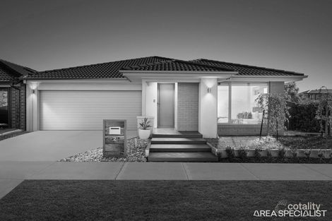 Property photo of 2 Blackscroft Road Thornhill Park VIC 3335