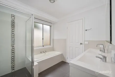 Property photo of 36 Candlebark Circuit Glenmore Park NSW 2745