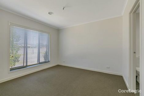 Property photo of 3 Oxley Bend Alfredton VIC 3350