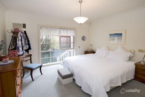 Property photo of 2/22 Kalang Road Camberwell VIC 3124