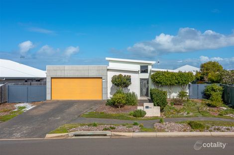Property photo of 46 Lavella Street Bargara QLD 4670