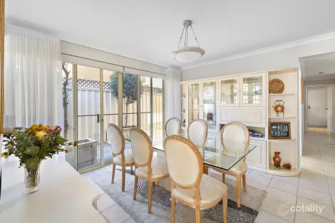 Property photo of 25 Chatsworth Gate Canning Vale WA 6155