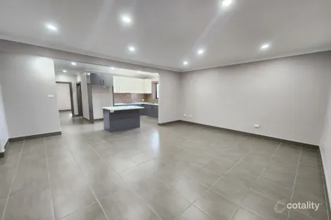 Property photo of 1/8 Hume Highway Warwick Farm NSW 2170