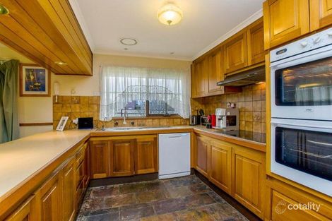Property photo of 1 Tintaldra Drive Taylors Lakes VIC 3038