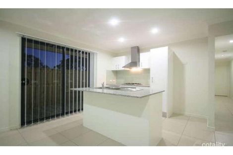 Property photo of 43 Diane Parade Kallangur QLD 4503