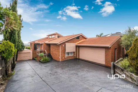 Property photo of 27 Dyson Drive Sunbury VIC 3429