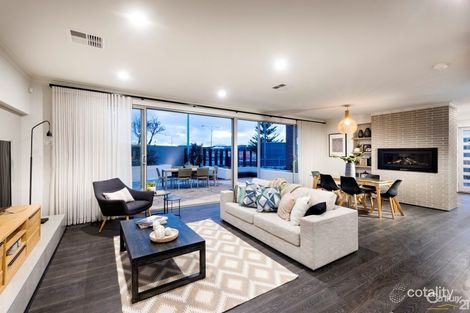 Property photo of 77 Reflection Boulevard Jindalee WA 6036