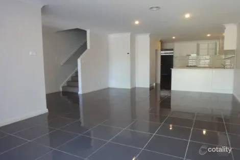 Property photo of 38 Nullarbor Avenue Franklin ACT 2913