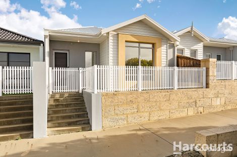 Property photo of 4 Rufa Lane Halls Head WA 6210