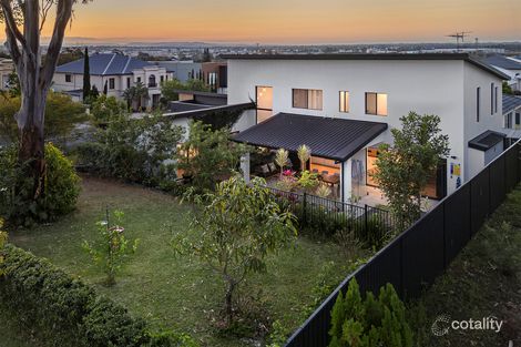 Property photo of 3 Splendid Drive Bridgeman Downs QLD 4035