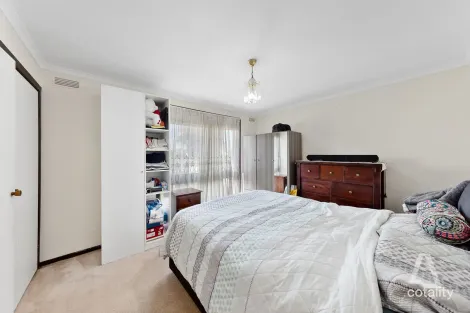 Property photo of 7 Kinterbury Drive Kings Park VIC 3021